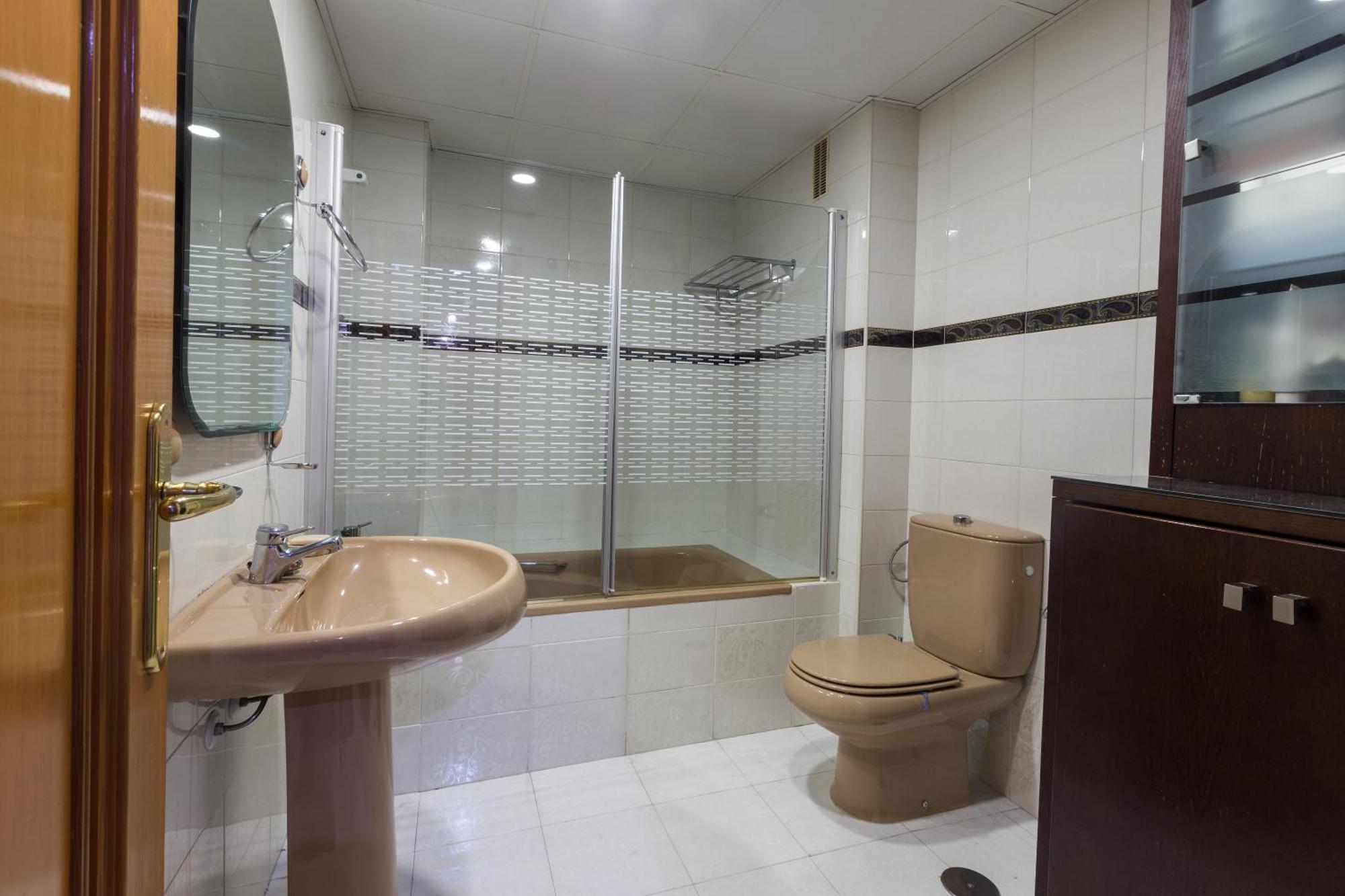 Gracia Suites - Centro Y Confort Con Parking Gratis Granada Eksteriør billede