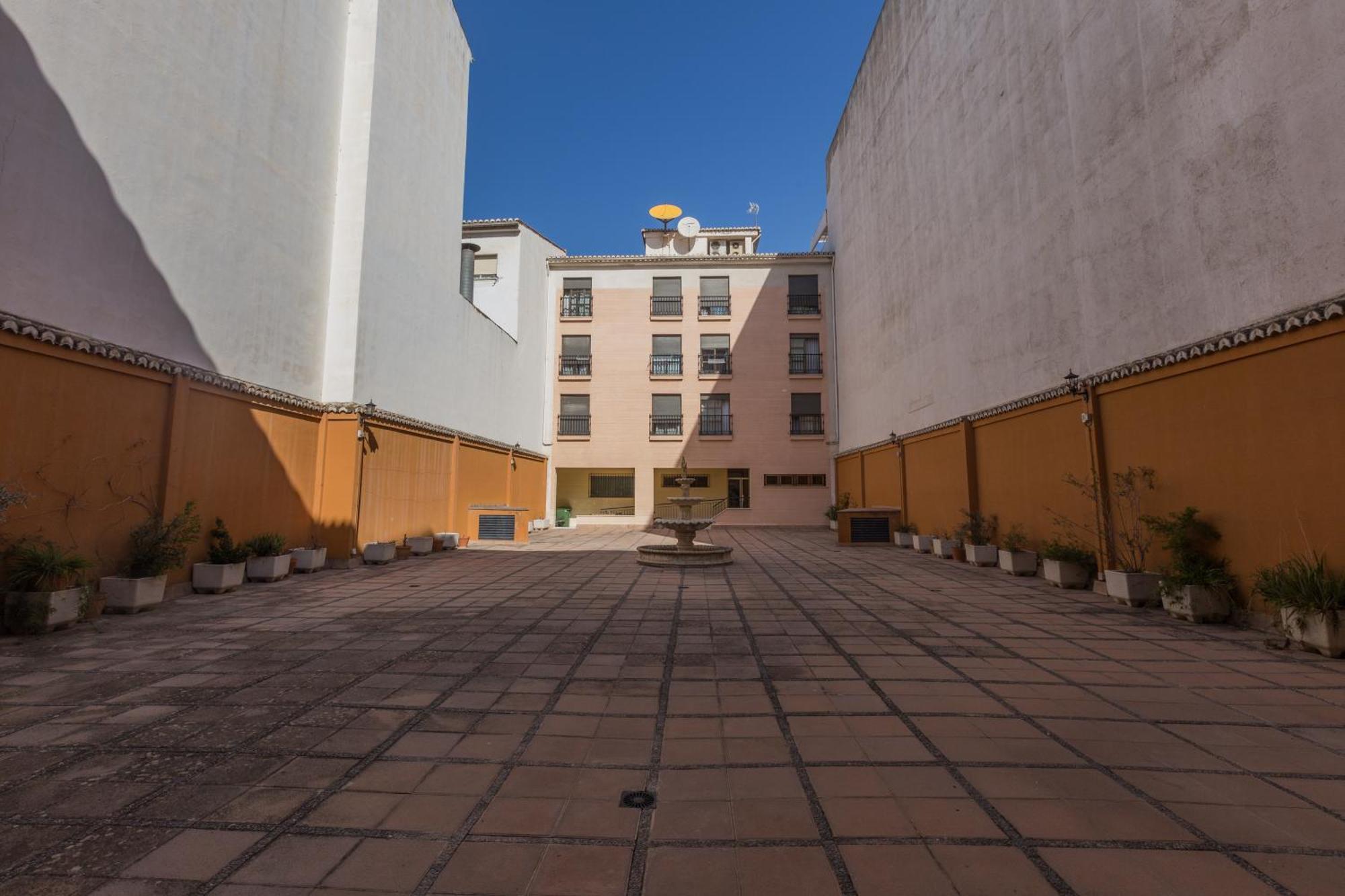 Gracia Suites - Centro Y Confort Con Parking Gratis Granada Eksteriør billede